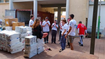 Combat Soldiers Volunteering At Meir Panim